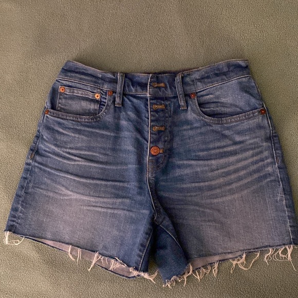 EUC Madewell High-Rise Button-Up Shorts - Picture 5 of 6